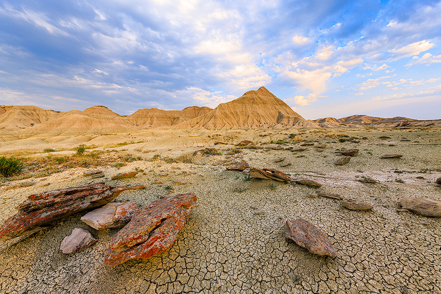 Landscape photograph of Toadstool Geologic Park in western Nebraska during an warm sunrise. - Nebraska Photography