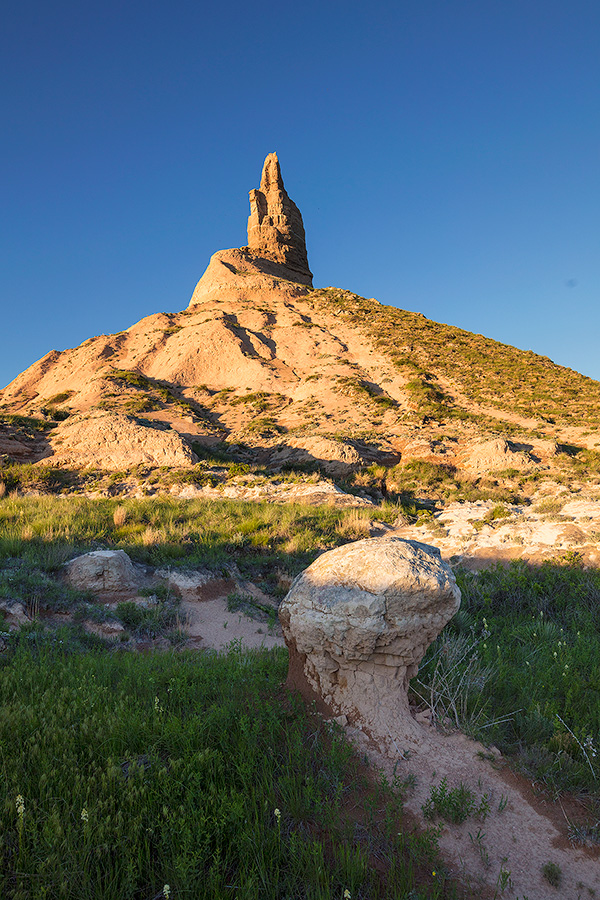 Chimney Rock towers above the plains of western Nebraska. - Nebraska Photography