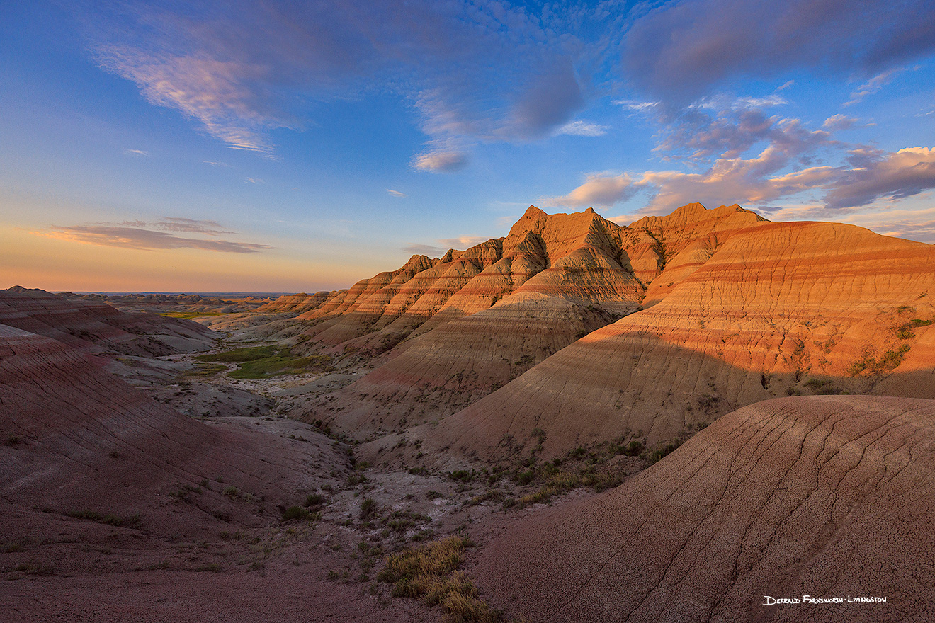 Landscape photograph of a sunrise over the Badlands National Park, South Dakota. - South Dakota Picture